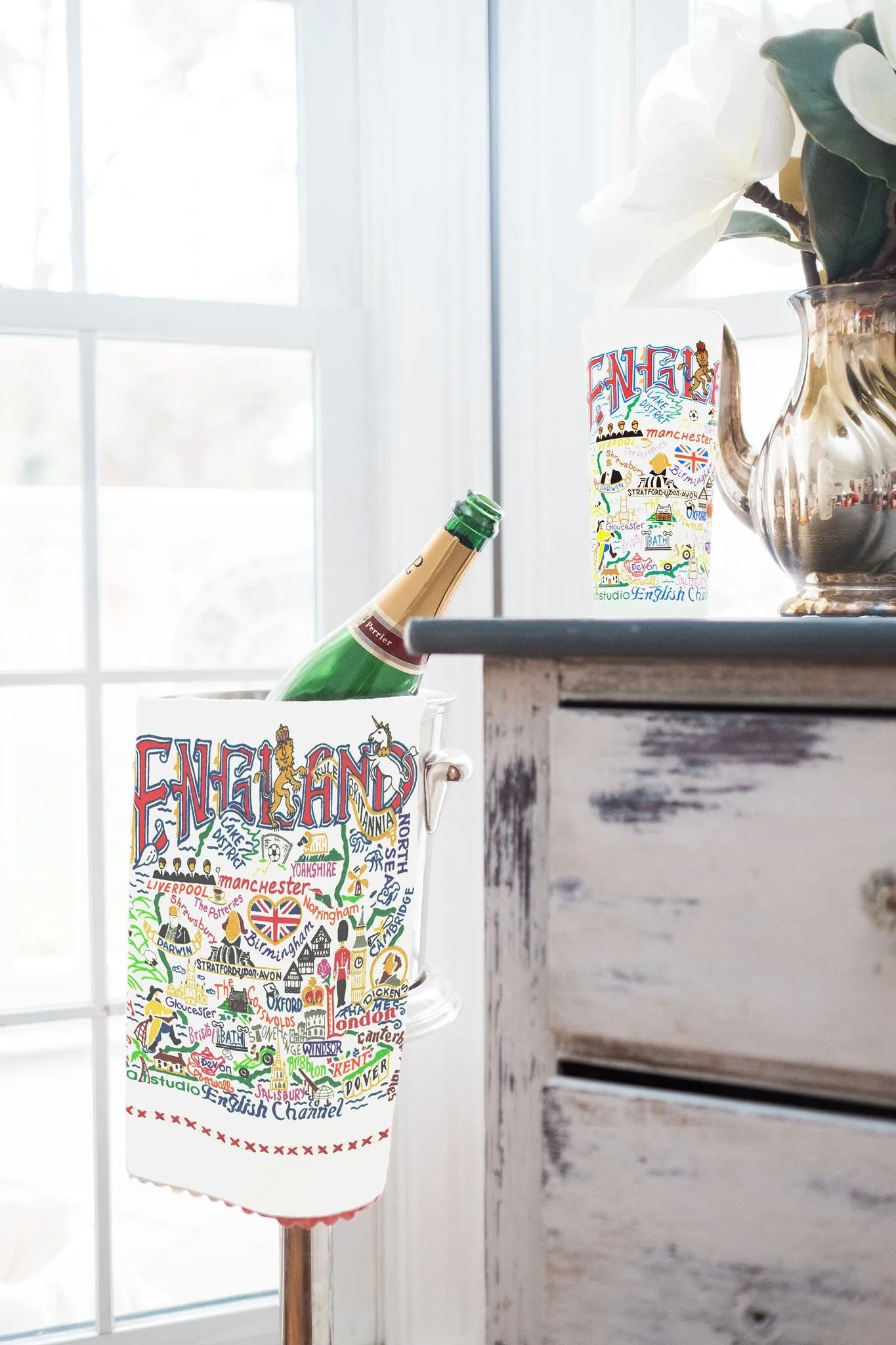 ENGLAND GLASS BY CATSTUDIO