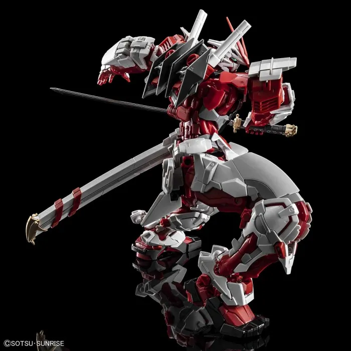 High-Resolution Model Gundam Astray Red Frame 1/100