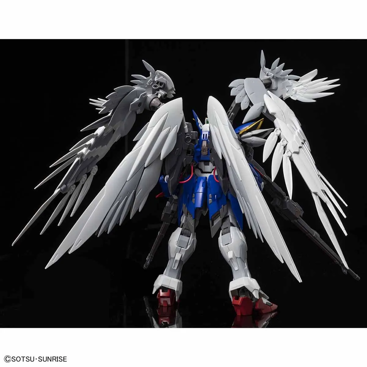 High-Resolution Model Wing Gundam Zero EW 1/100