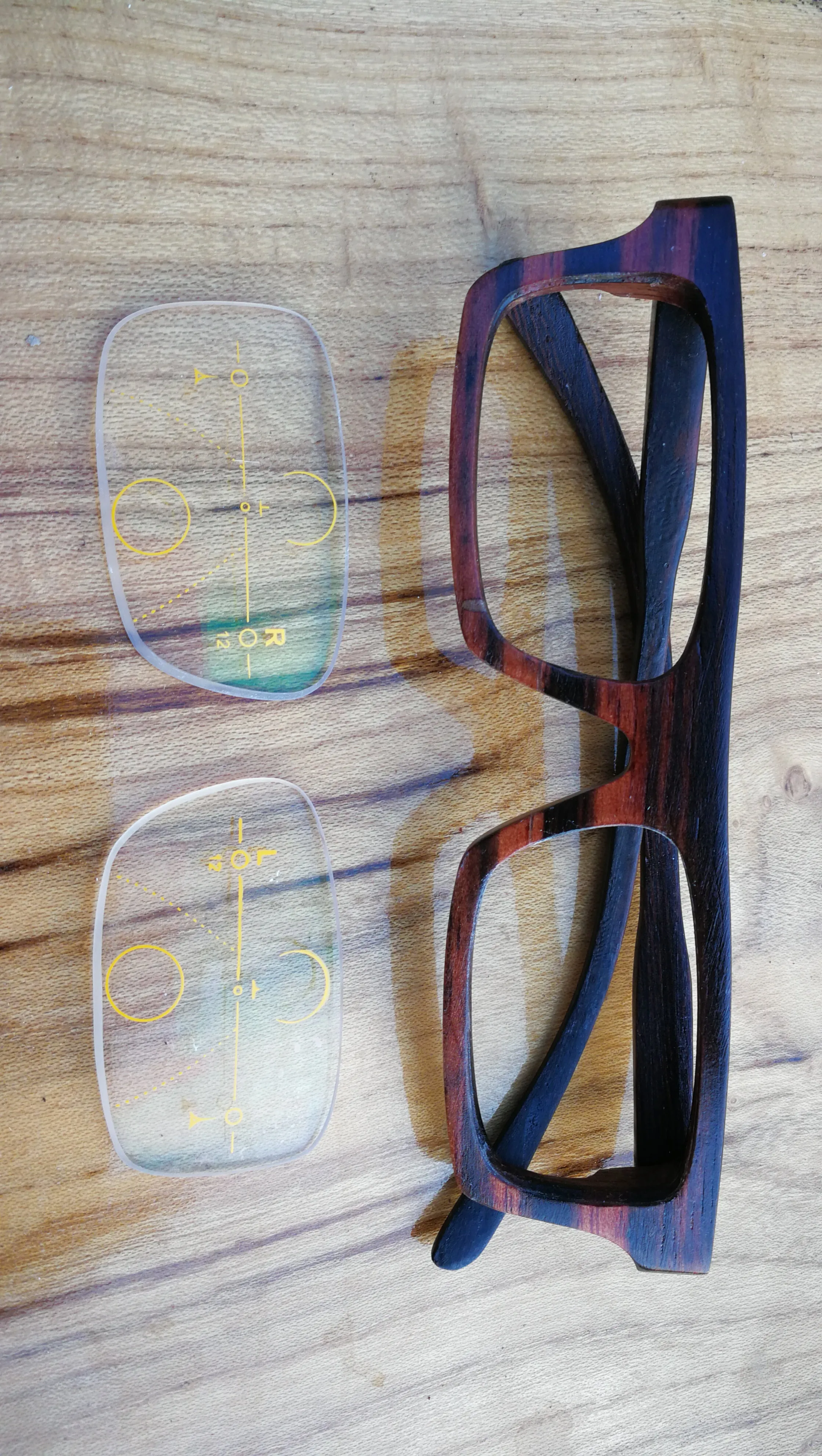 link of lenses from TAKEMOTO HANDMADE EYEWEAR