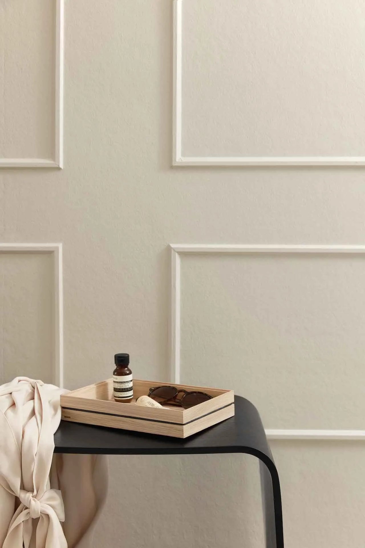 Organise Wooden Tray | Oak & Rubber | Small | by Moebe